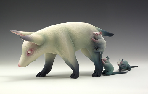 ▲ Wait For Me Ceramic, acrylics　9" x 21" x 7"　2015　by Erika Sanada