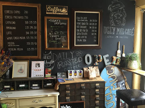 アグリーマグカフェ店内