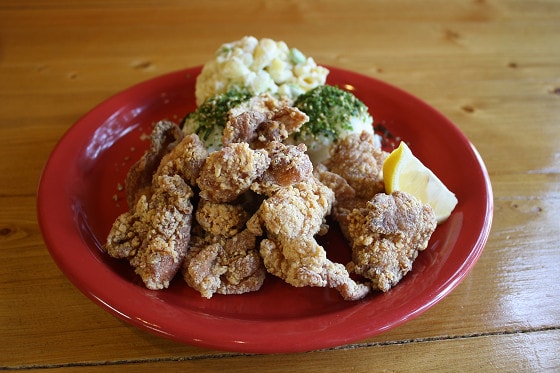 カラアゲプレート($9.50 ランチ/$11.50 ディナー)