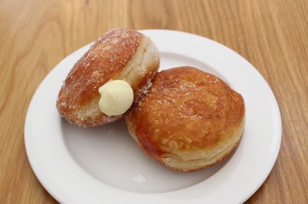 ▲ピーチクリーム（左）とアプリコット（右）