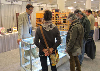 featured-item-exhibitor01