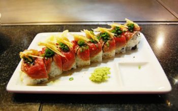 ▲NYステーキが乗った贅沢なロール