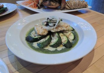 ▲適度に脂が乗って優しい味のハリバットのフィレ (Pan Seared Halibut Filler $36)