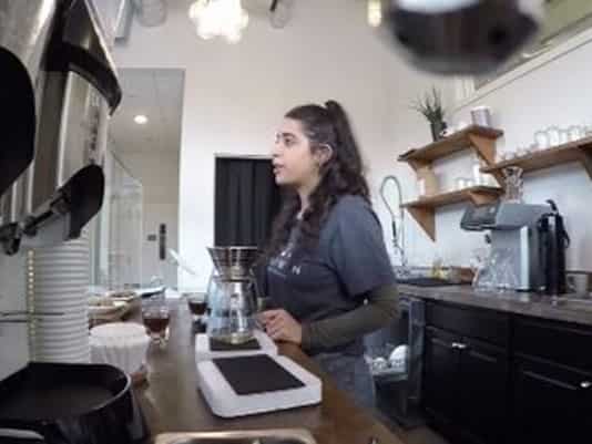 シアトルのコーヒーショップが若者の未来を変える