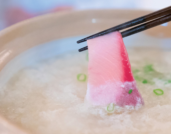 ブリのみぞれ鍋〜しおちゃんとしんコロの秘密のレシピ