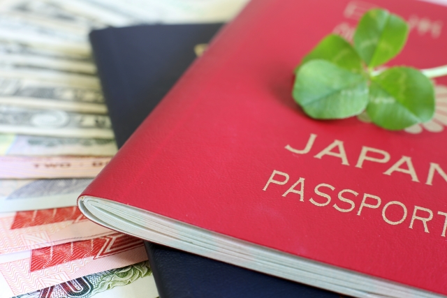 帰化申請者に対するグリーンカードの自動延長について〜知っておきたい身近な移民法