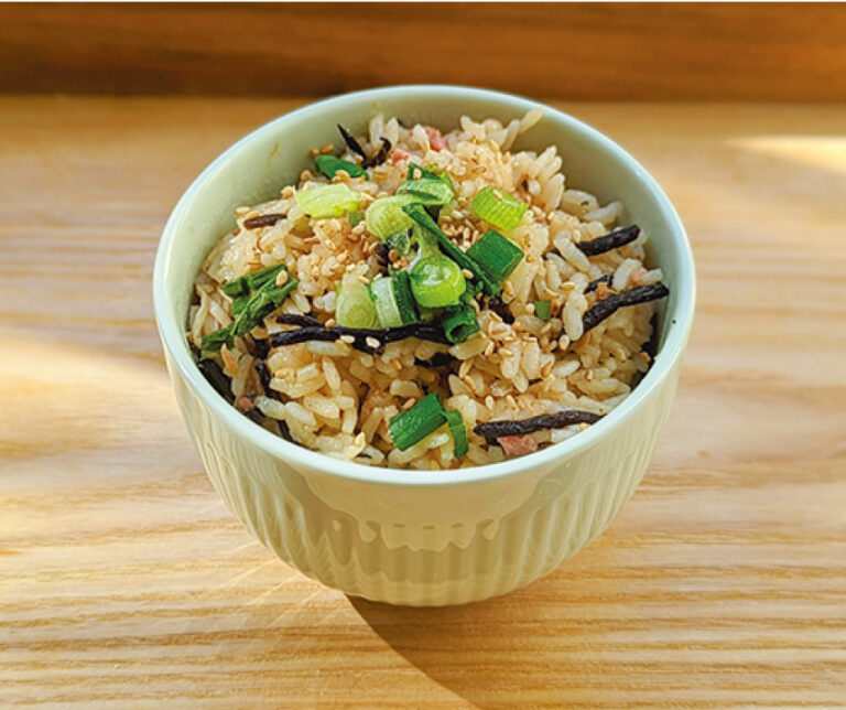 ツナとひじきの炊き込みご飯〜みんな大好き！　お米ライフ