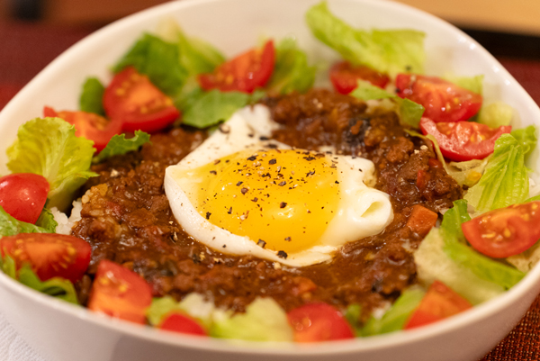 牛キーマカレー〜しおちゃんとしんコロの秘密レシピ