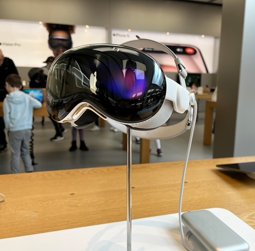 近未来を感じるデモ体験！Apple Vision Pro〜それ行け！やってみ隊